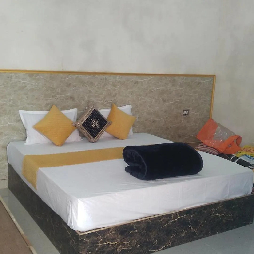 The Rainbow Residency Guest House Varanasi Hindistan