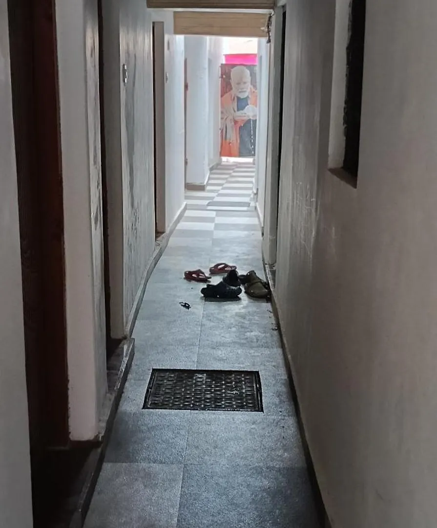 The Rainbow Residency Guest House Varanasi