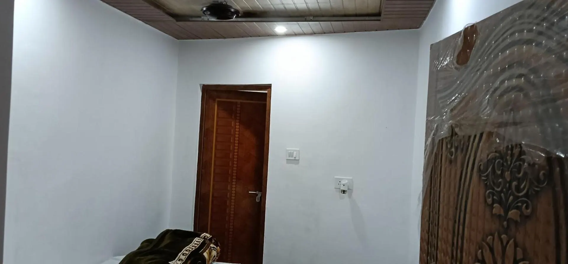 The Rainbow Residency Guest House Varanasi