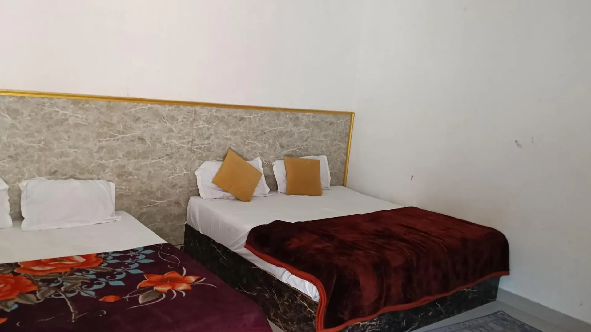 The Rainbow Residency Guest House Varanasi