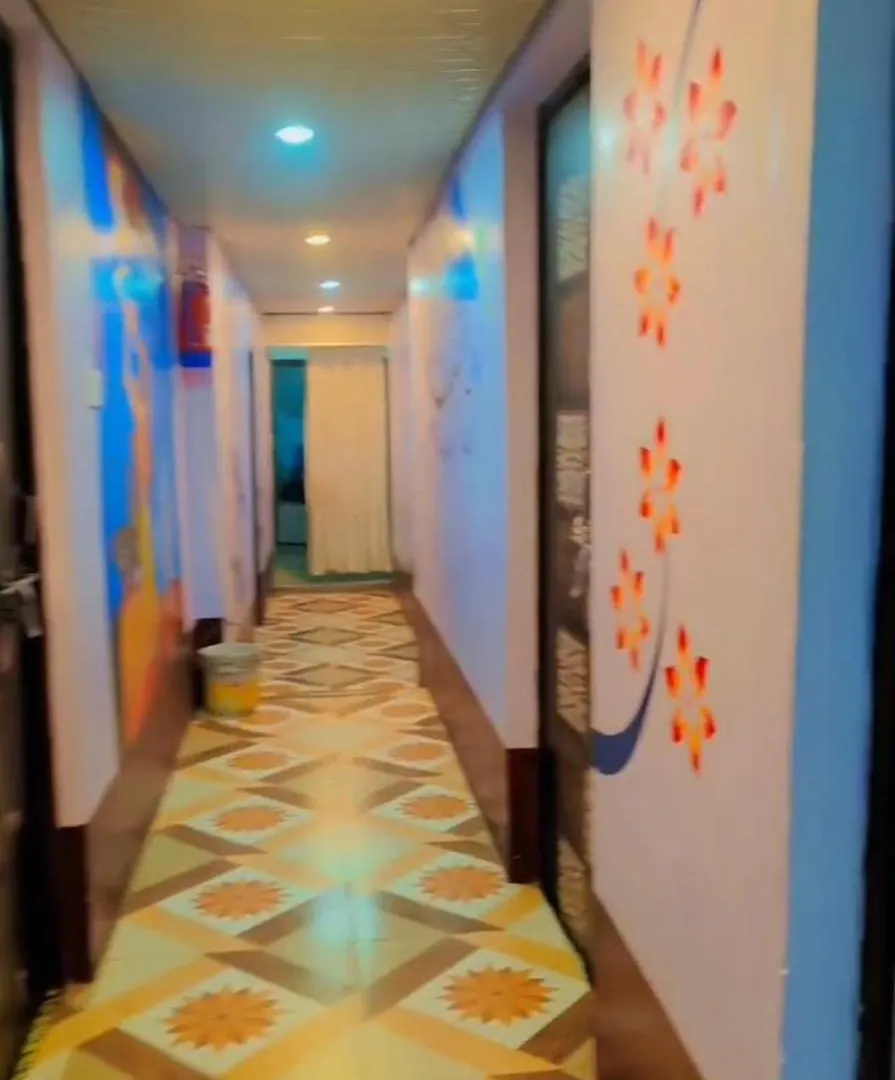 The Rainbow Residency Guest House Varanasi